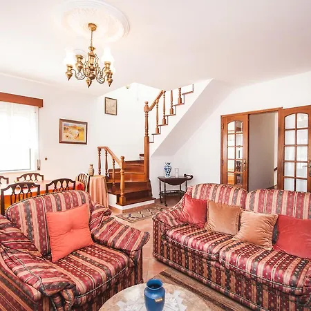 Bed and breakfast Rivers Nation Surf Camp Atouguia Da Baleia