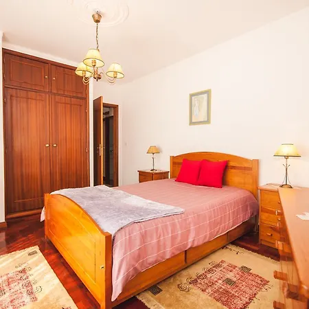 Rivers Nation Surf Camp Bed and breakfast *